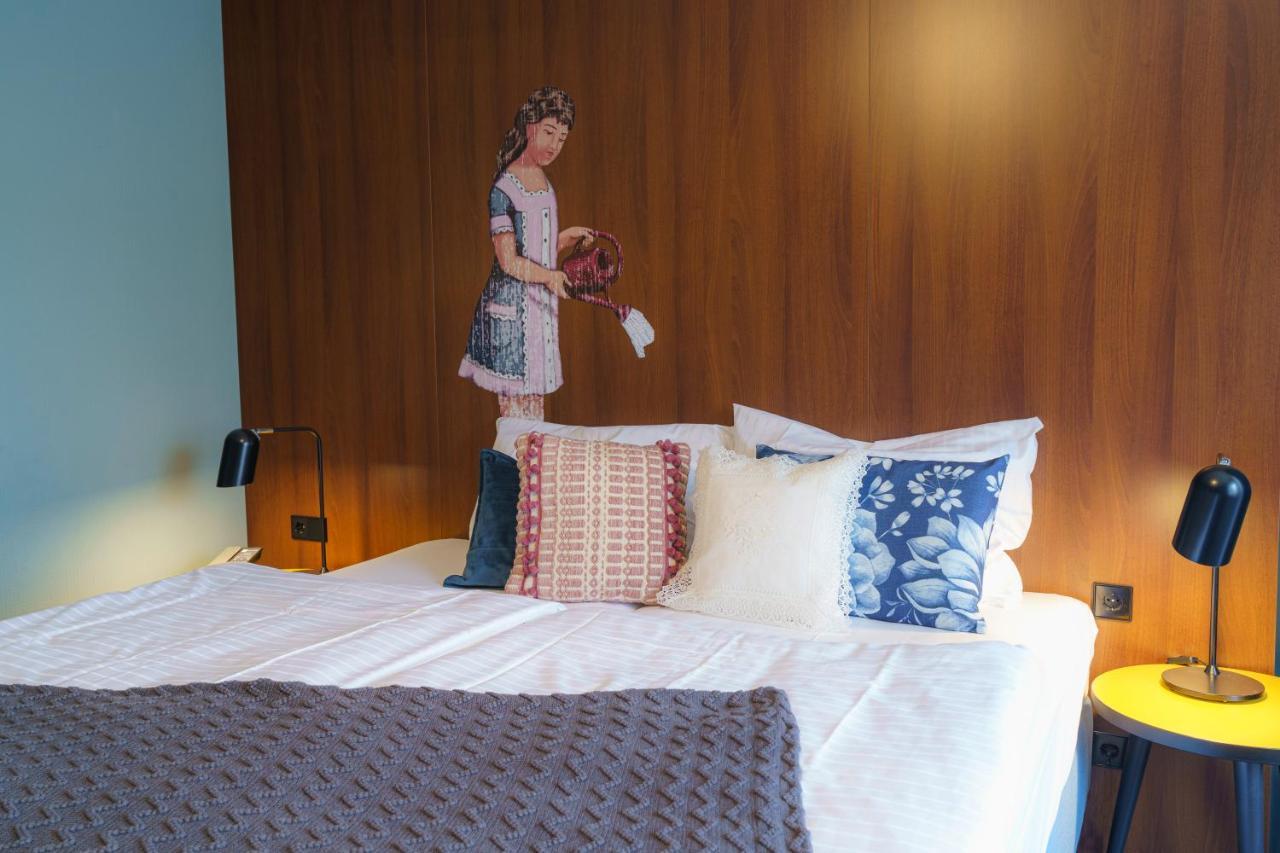Tante Alma'S Bonner Hotel Екстериор снимка