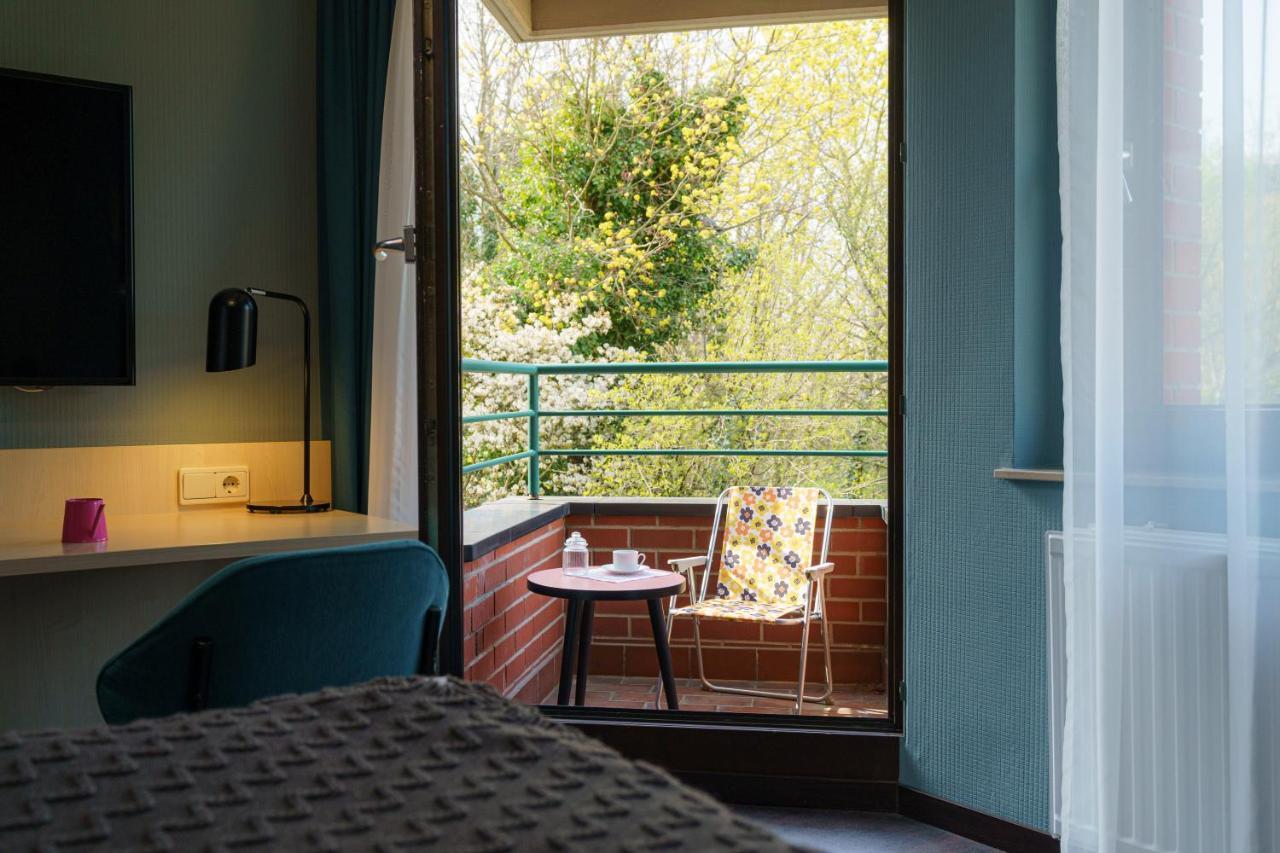 Tante Alma'S Bonner Hotel Екстериор снимка
