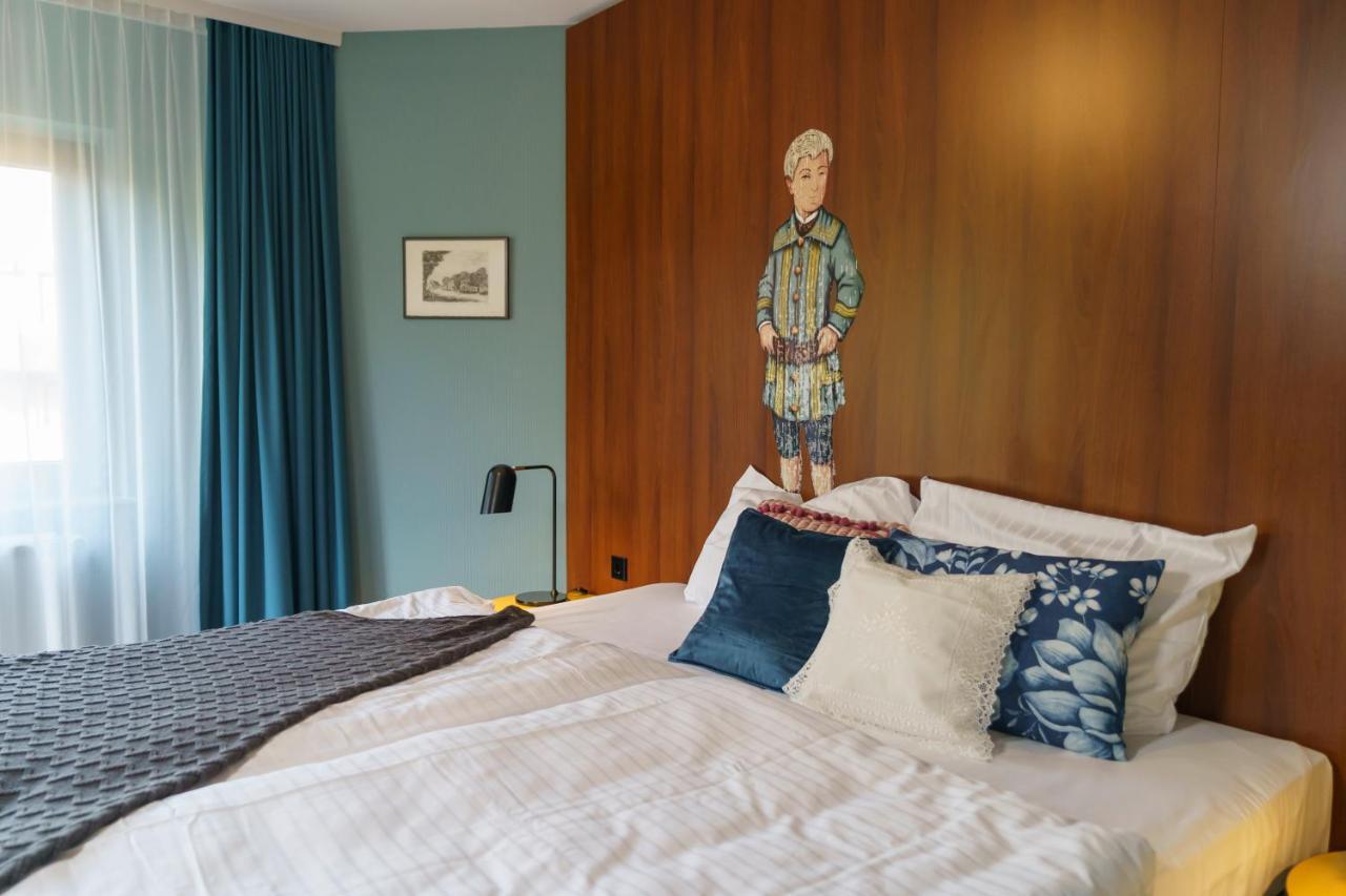 Tante Alma'S Bonner Hotel Екстериор снимка