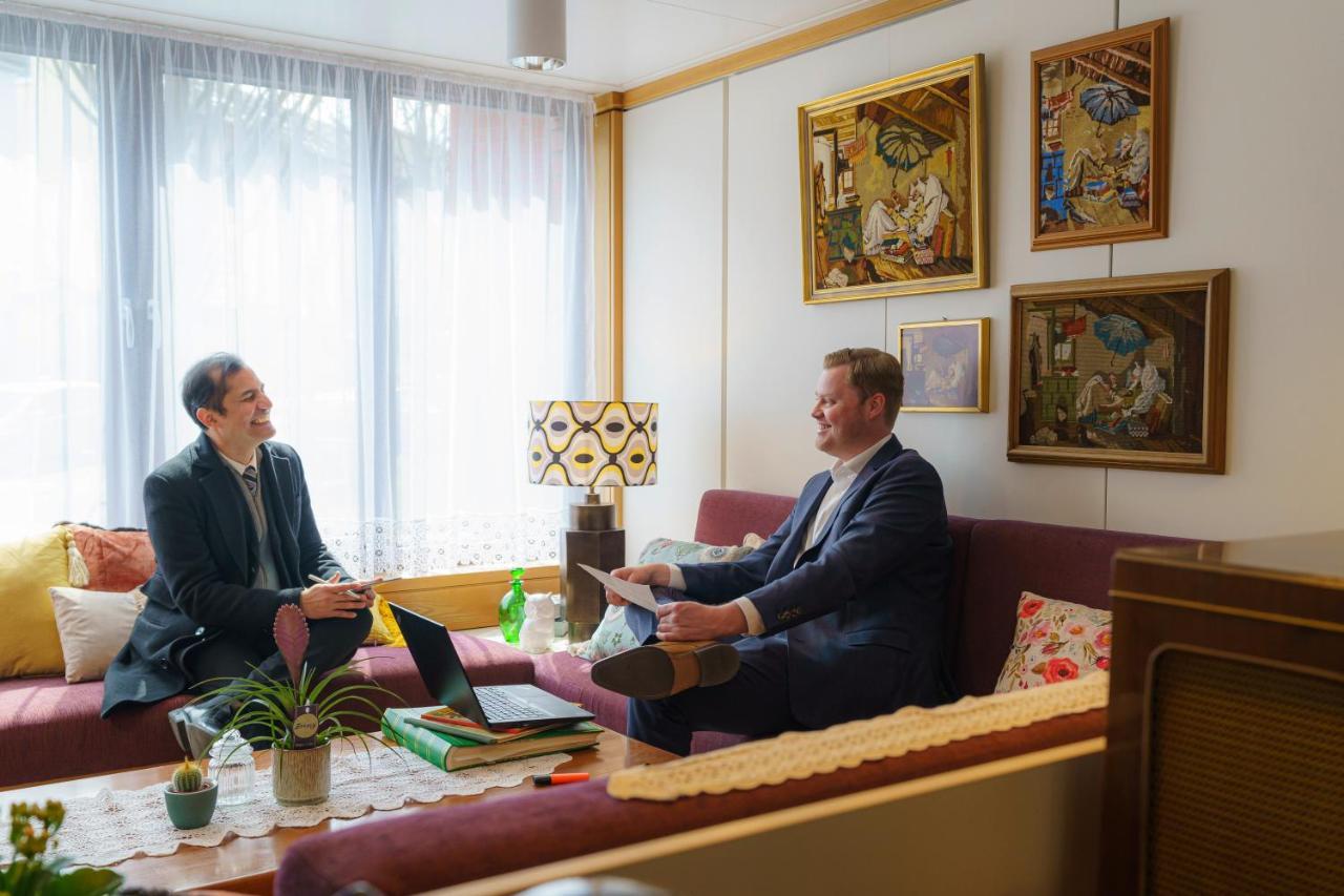 Tante Alma'S Bonner Hotel Екстериор снимка